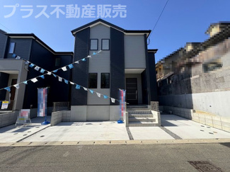 【外観】 | 現地写真。同じ物件を見るなら、プラス不動産販売にお任せ下さい。
