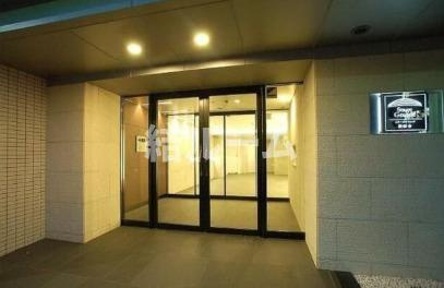 練馬区羽沢２丁目の賃貸マンションのエントランス