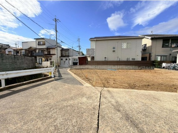 川島玉頭町　建築条件無土地