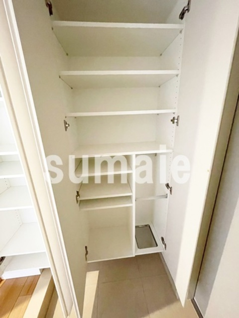 大宮ファーストプレイスタワーの収納|シューズボックス付きです。