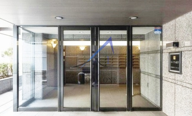 ルーブル森下のエントランス|エントランスです。