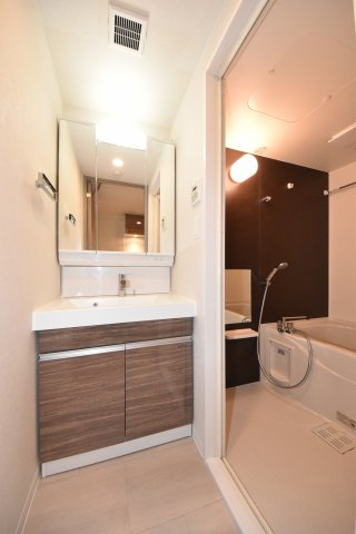 アヴェニール北浜の洗面所|現状有姿