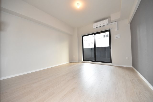 アヴェニール北浜の居間・リビング