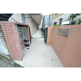 【エントランス】 | ベルシャトー