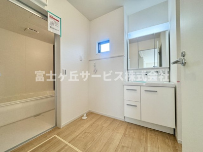 【脱衣所】 | 静岡市駿河区敷地2丁目 新築一戸建て 1号棟  | 脱衣場です