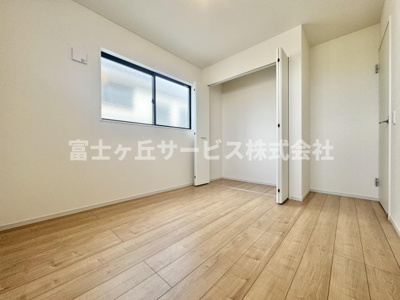 【子供部屋】 | 静岡市駿河区敷地2丁目 新築一戸建て 1号棟  | 子供部屋としても使える洋室です