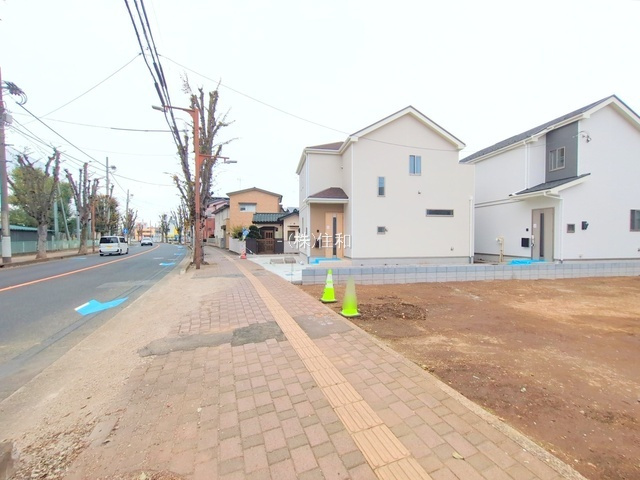 【新築分譲住宅】ふじみ野市松山２丁目4番の前面道路含む現地写真
