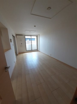 レジーナⅠの居間・リビング|別部屋イメージ写真