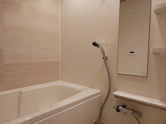 ベル　スイート　神明Ａの浴室