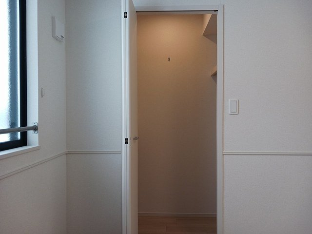 ベル　スイート　神明Ａの収納