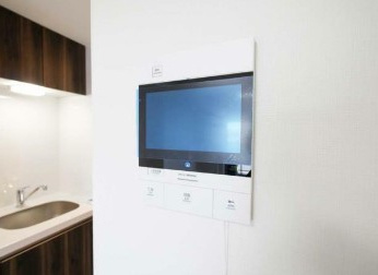 【セキュリティ】 | ラフィスタ鷺ノ宮 | モニター付きインターホンで防犯面も安心です！