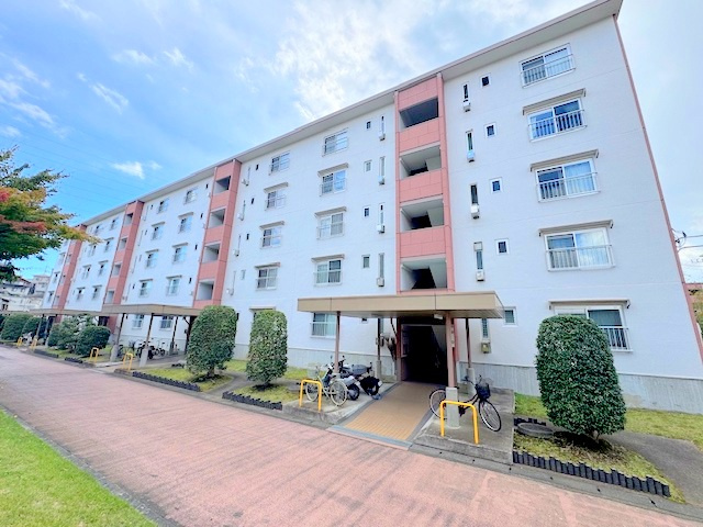 【外観】 | 東高森台団地　3号棟