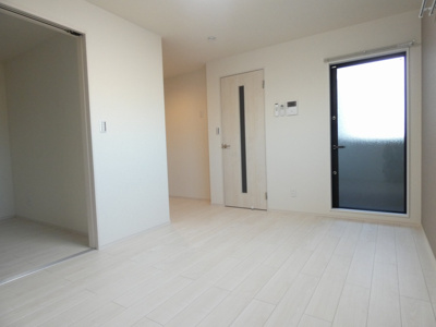 【居間・リビング】 | フォルトゥナ烏森町 | イメージ