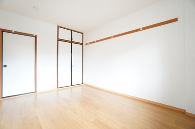 【寝室】 | シャルマンハイツⅡ | ※同物件・反転タイプの写真です。