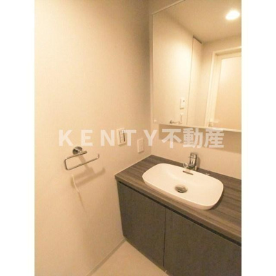 【洗面所】 | コスモグラシア池田山 | ゆったりとスペースのある洗面所