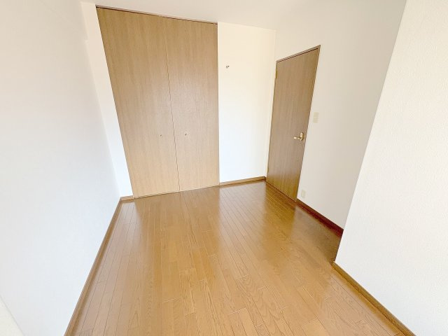 パルコート川西ミルヴィラージュの居間・リビング