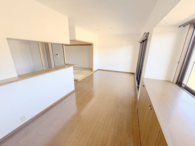 パルコート川西ミルヴィラージュの居間・リビング