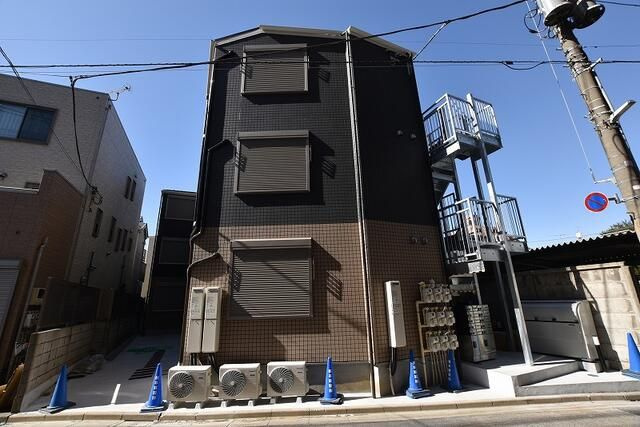 フローライト北千住の外観