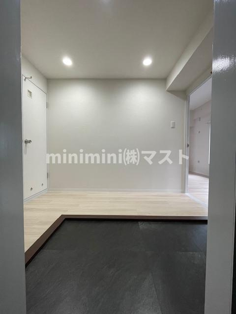 アルボール西道頓堀の玄関