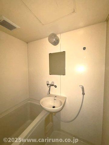 ホワイトハウスBの洗面所|使いやすい洗面所です