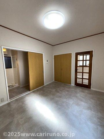 ホワイトハウスBの居間・リビング|こちらのリビングで趣味の時間をお楽しみください