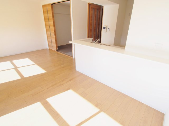 ヴューシティ矢野の居間・リビング