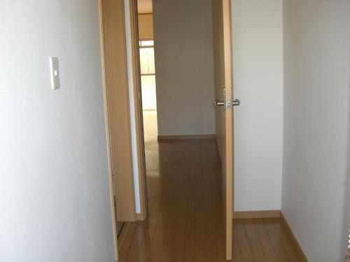 コトブキ第一ビルの玄関