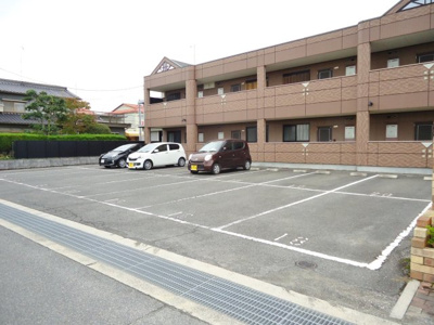 【駐車場】 | エル・シャトー