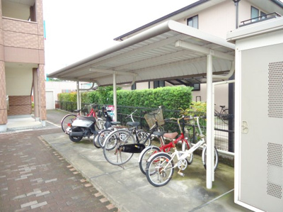【その他共用部分】 | エル・シャトー | 屋根付き駐輪場