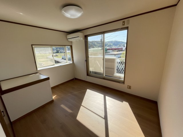 藤岡市上大塚　中古1495の洋室