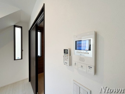 【セキュリティ】 | GRANDTIC浅間町 | モニター付きインターホンです