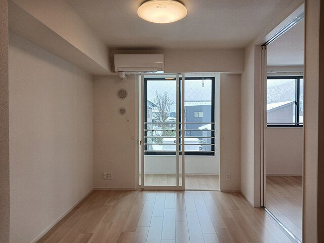 Ｓｏｕｔｈ　Ｌｉｎｏの居間・リビング