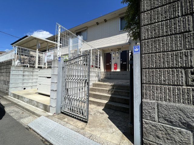 フロイデのエントランス|建物の内部です