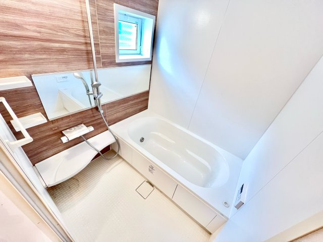 フロイデの浴室|日々の疲れを癒すお風呂付です