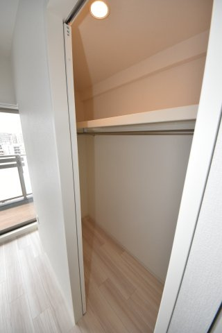 セレニテ難波グランデシュッドの収納