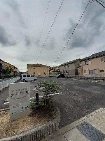 ガーデンハウス　エンゼル　　　刈谷市近郊の賃貸はクラスホーム刈谷店の駐車場|駐車場があるので、車を買う予定の方も安心です