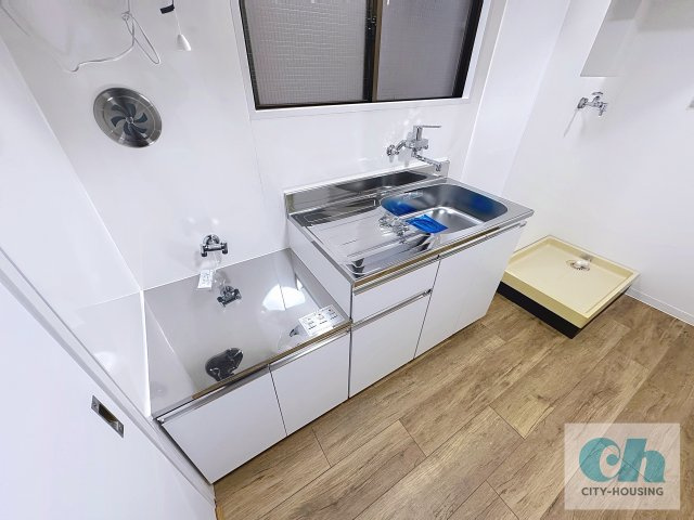 サンライズ山田 303号室のキッチン