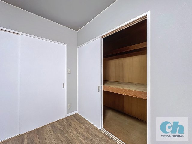 サンライズ山田 303号室の収納