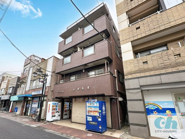 サンライズ山田 303号室の外観