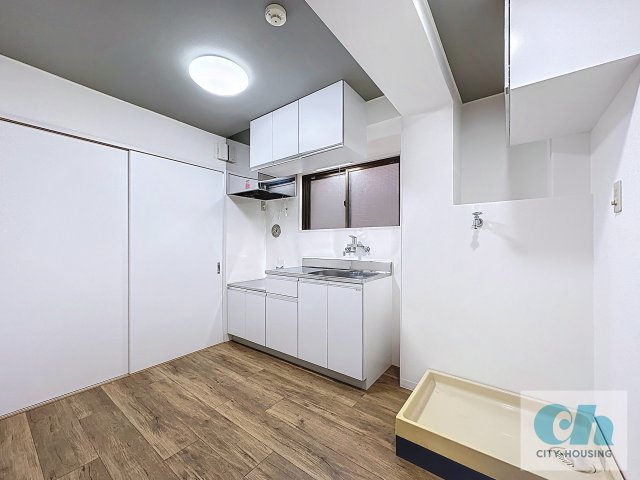 サンライズ山田 303号室のキッチン