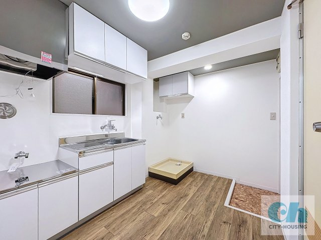 サンライズ山田 303号室のキッチン