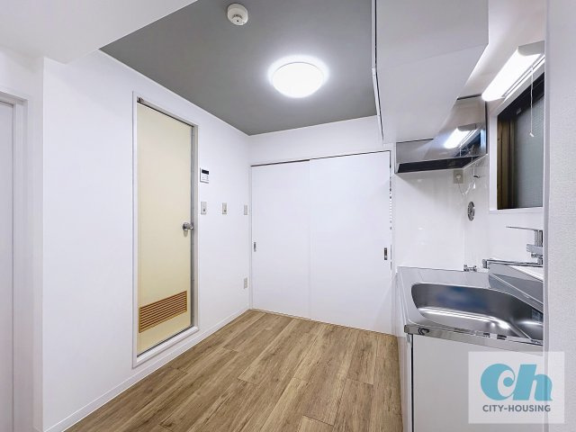 サンライズ山田 303号室のキッチン