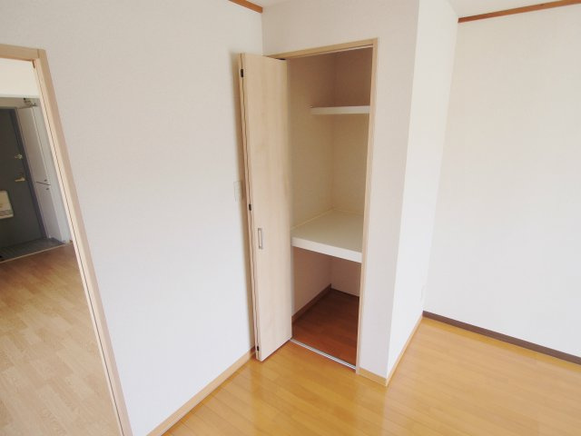 クレセントハウスの収納