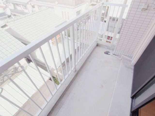 クレセントハウスのバルコニー
