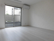 ルメール秋津の画像