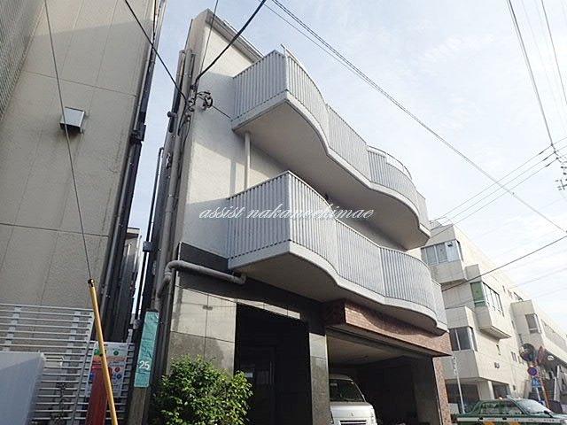 吉野ビルの外観