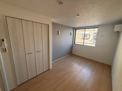 【居間・リビング】 | アンビション豊春 | ゆったりとした居間です