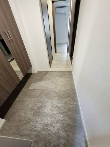 メゾン・ド・プティエル今津の玄関