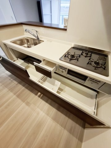 メゾン・ド・プティエル今津のキッチン