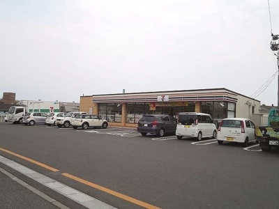 【周辺】 | カームハウス | セブンイレブンまで300m